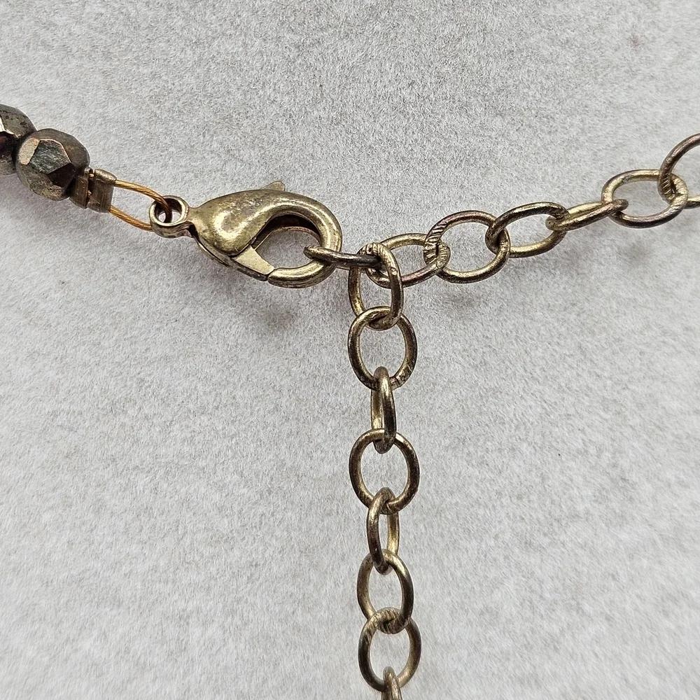 VINTAGE Glass Swirl Pendant Copper Tone Beaded Necklace